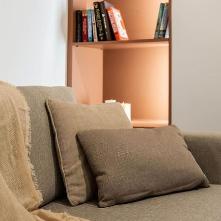 Delightful Sense 2Bd Apt In Kolonaki 7 Min To Metro أثينا المظهر الخارجي الصورة