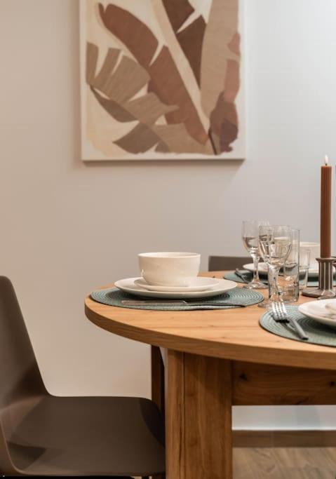 Delightful Sense 2Bd Apt In Kolonaki 7 Min To Metro أثينا المظهر الخارجي الصورة